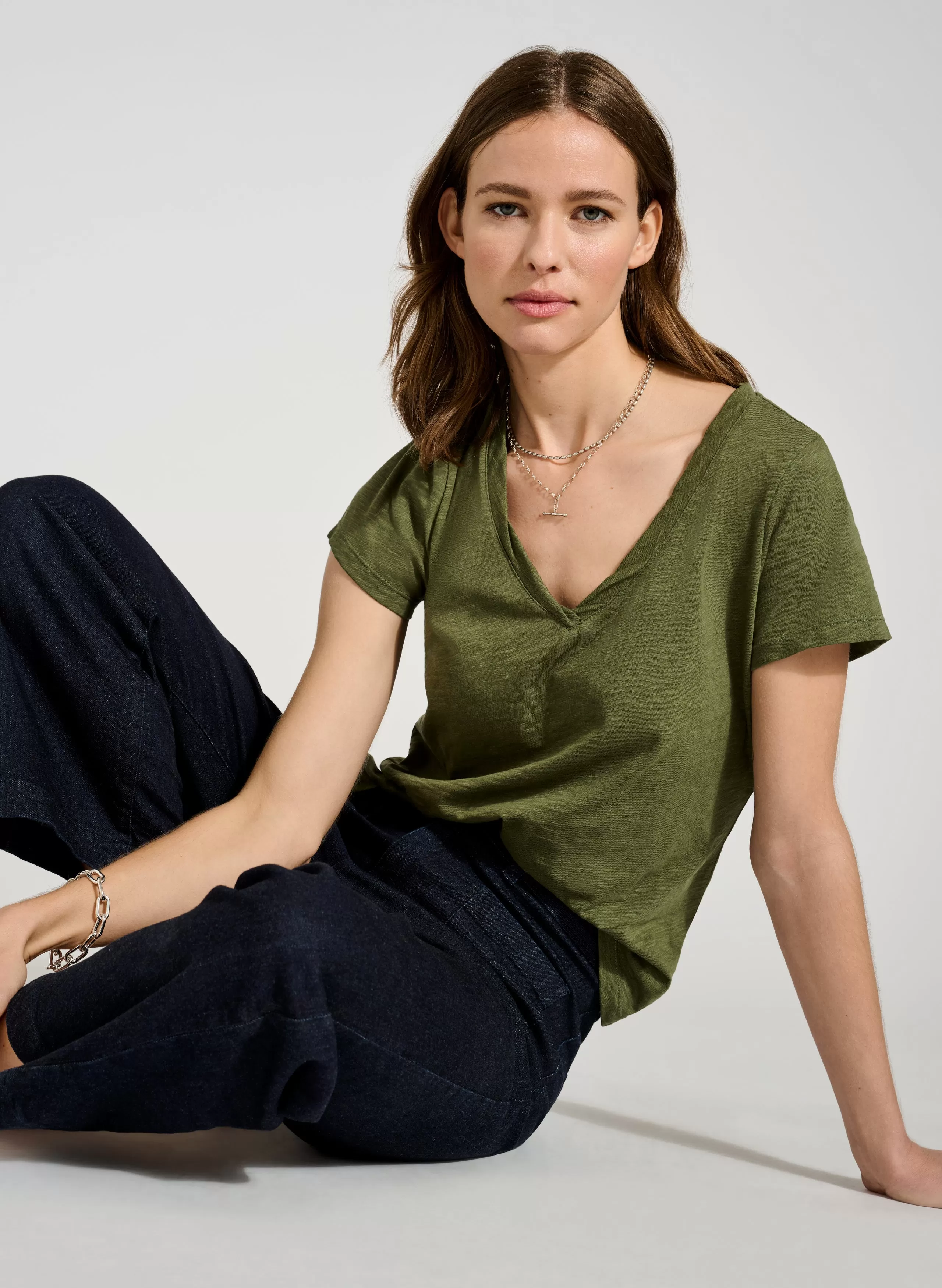 Baukjen Essentials Organic Cotton V-Neck Tee